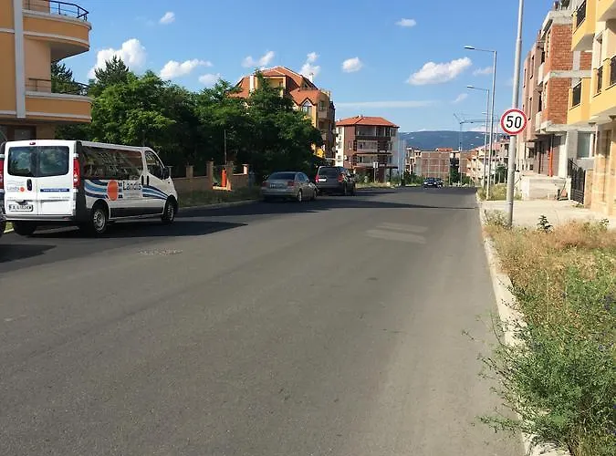 Хостел Cherno More *